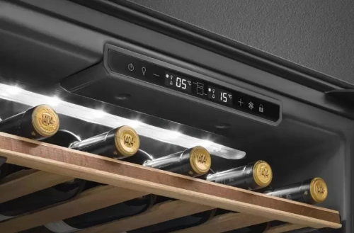 Встраиваемый холодильный шкаф для вина Smeg CVI129B3 фото 6