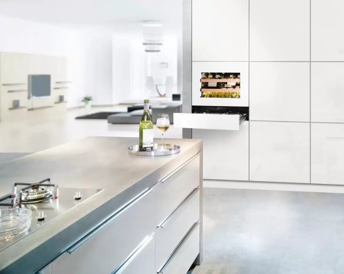Встраиваемый винный шкаф Liebherr WKEgw 582 фото 9
