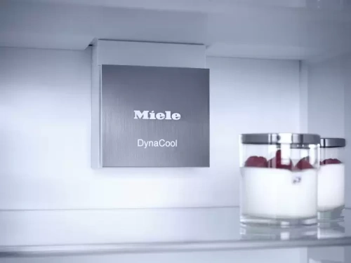 Встраиваемый холодильник Miele K 7747 D фото 5