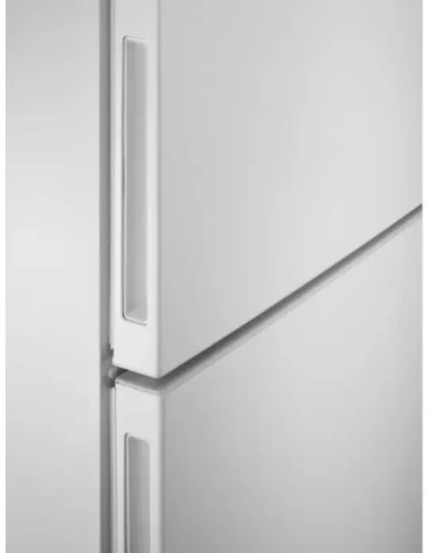 Холодильник Electrolux RNC7ME34W2 фото 7