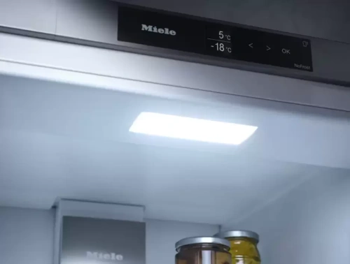 Встраиваемый холодильник Miele KFN 7733 E новый, без коробки фото 6