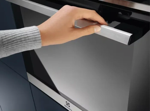 Духовой шкаф Electrolux EOD6P66X фото 3
