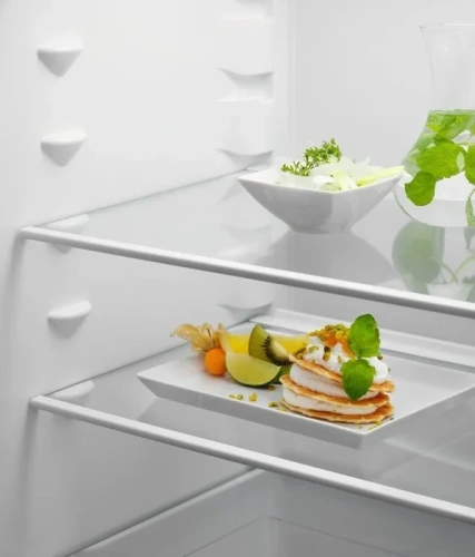 Встраиваемый холодильник Electrolux LND5FE18S фото 4