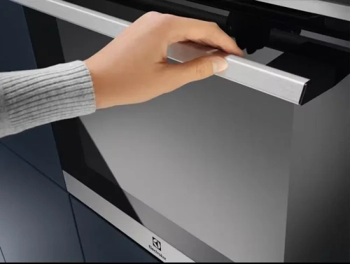 Духовой шкаф Electrolux EOC5E70X фото 5
