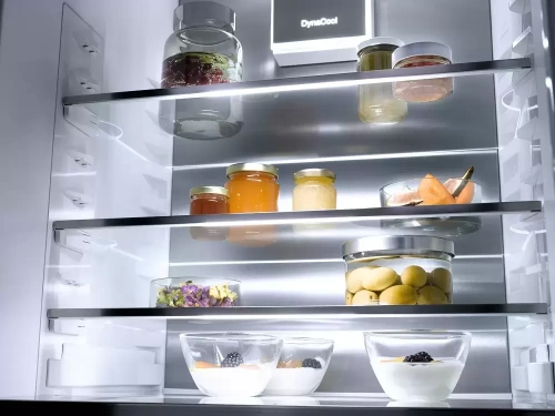 Встраиваемый холодильник Miele K 7793 C фото 2
