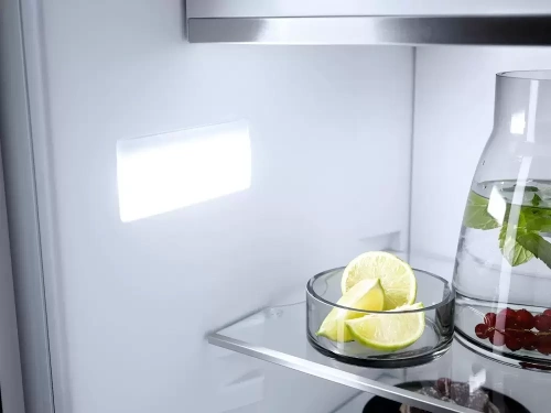 Встраиваемый холодильник Miele K 7743 E фото 3