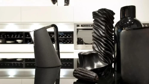 Электрочайник Bugatti Kettle Vera Leather Black фото 4