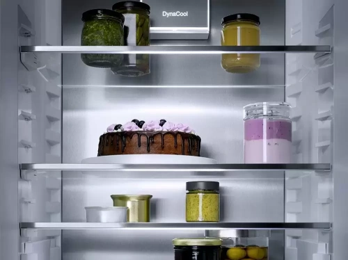 Встраиваемый холодильник Miele K 7797 C R фото 3