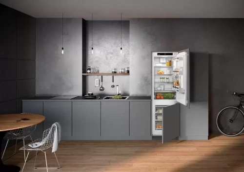 Встраиваемый холодильник Liebherr ICNe 5103 Pure NoFrost фото 4