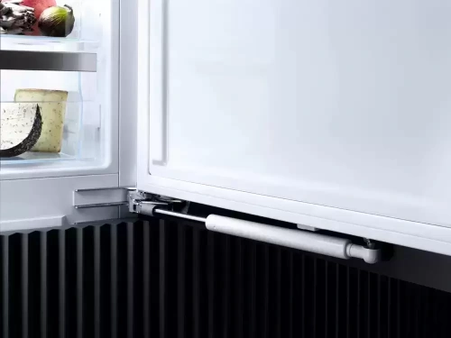 Встраиваемый холодильник Miele KFN 7774 D с дефектом на корпусе, с витрины фото 9
